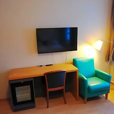 Kirkenes Hotell 3*